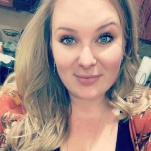 Meet your Posher, Chloe